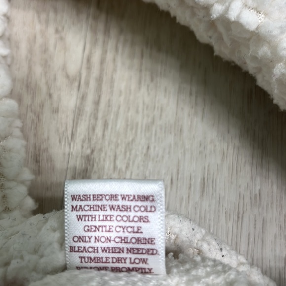 SO Faux Fur Sherpa - Picture 5 of 8